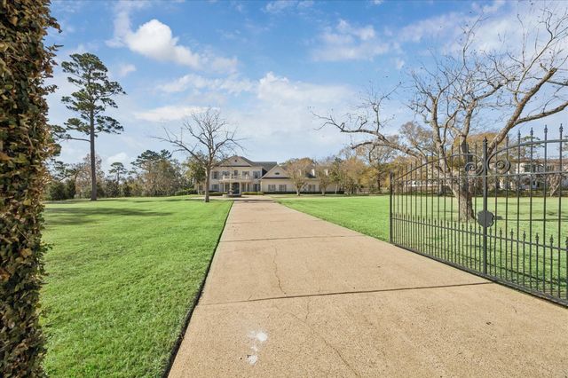 106 Melody Lane, Friendswood, TX 77546