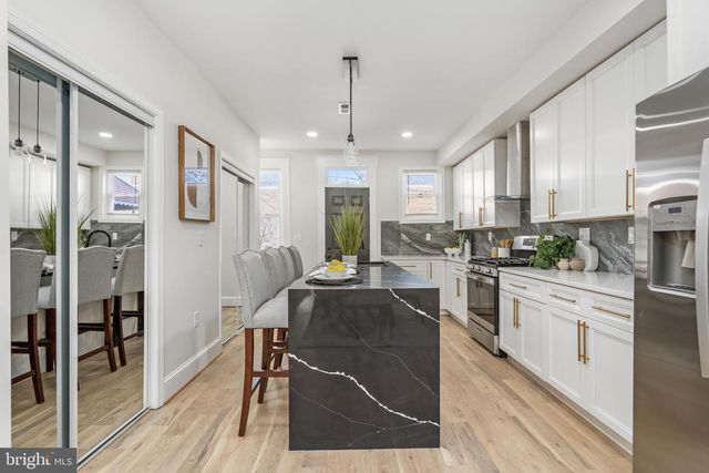 2218 W SARATOGA ST, Baltimore, MD 21223