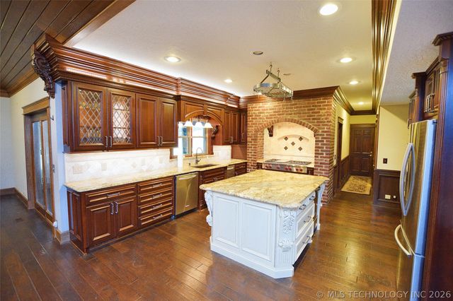 720 S East Avenue, Tahlequah, OK 74464