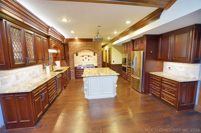 720 S East Avenue, Tahlequah, OK 74464