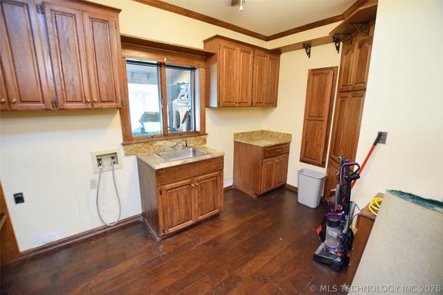 720 S East Avenue, Tahlequah, OK 74464