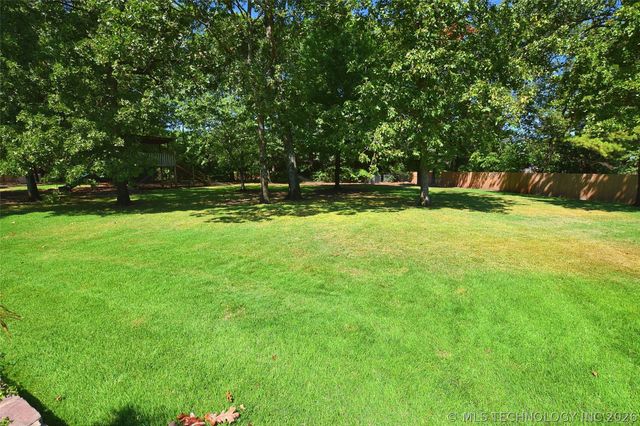 720 S East Avenue, Tahlequah, OK 74464