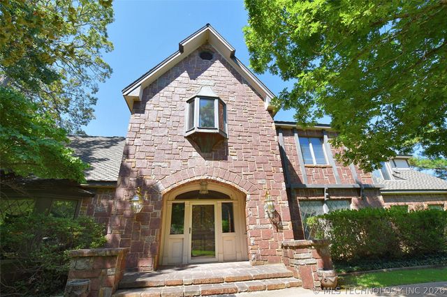 720 S East Avenue, Tahlequah, OK 74464