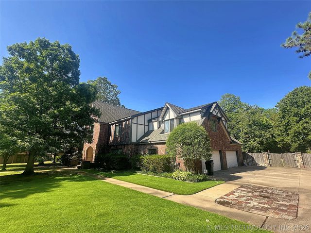 720 S East Avenue, Tahlequah, OK 74464