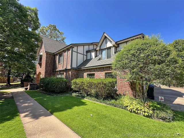 720 S East Avenue, Tahlequah, OK 74464