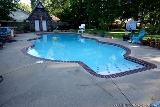 720 S East Avenue, Tahlequah, OK 74464