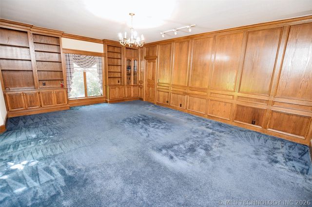 720 S East Avenue, Tahlequah, OK 74464