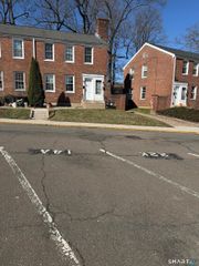 14 Garden Drive A, Manchester, CT 06040