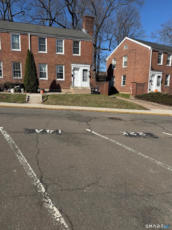 14 Garden Drive A, Manchester, CT 06040