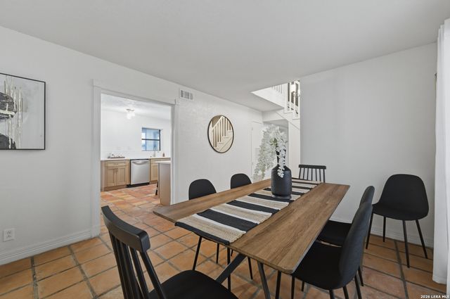 7914 WINDLAKE ST, San Antonio, TX 78230