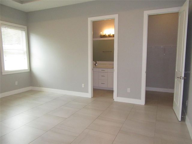 105 E BROAD STREET, Tampa, FL 33604