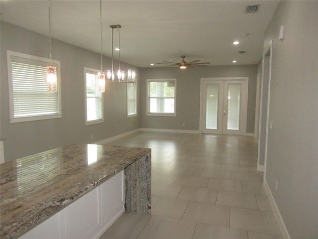 105 E BROAD STREET, Tampa, FL 33604