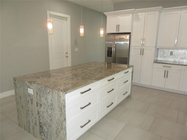 105 E BROAD STREET, Tampa, FL 33604