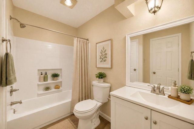 8319 Wind Veil Drive, Houston, TX 77040