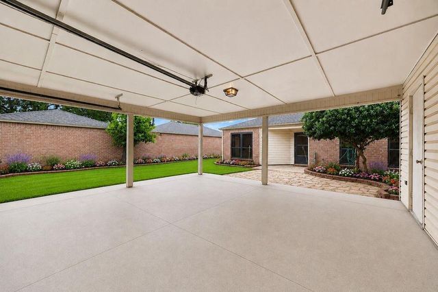 8319 Wind Veil Drive, Houston, TX 77040