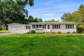 3 Daniel Street, Somersworth, NH 03878