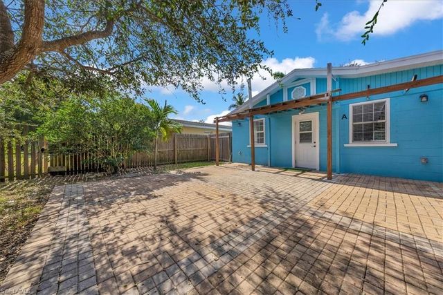 2750 Manorca AVE A, Naples, FL 34112