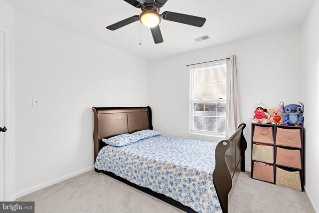 9242 JESSICA DR, Manassas Park, VA 20111