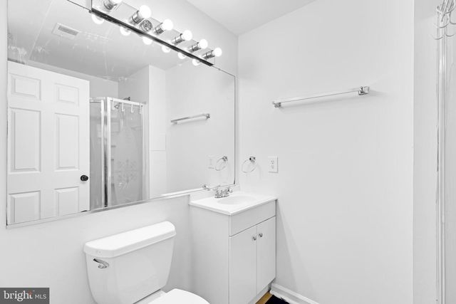 9242 JESSICA DR, Manassas Park, VA 20111