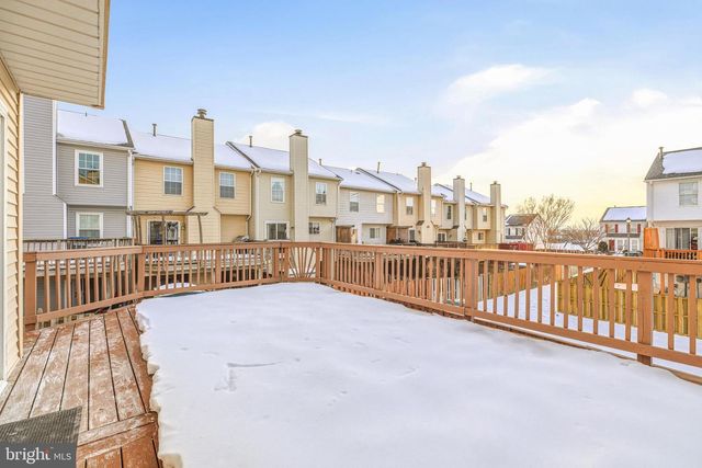 9242 JESSICA DR, Manassas Park, VA 20111