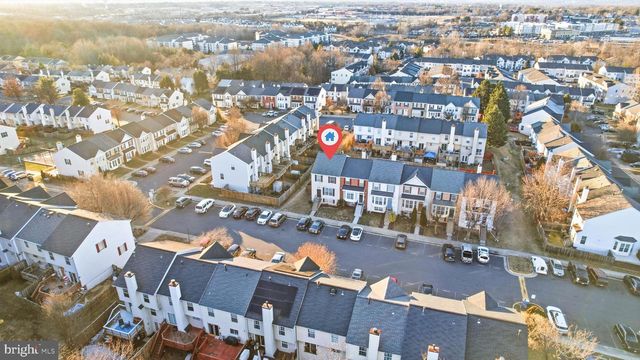 9242 JESSICA DR, Manassas Park, VA 20111