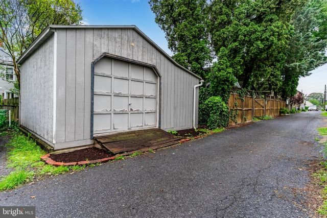 236 S PITT STREET, Carlisle, PA 17013