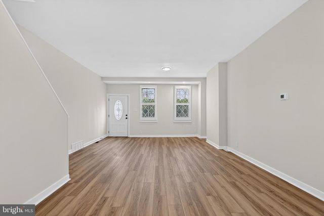 306 WALNUT ST, Camden, NJ 08103