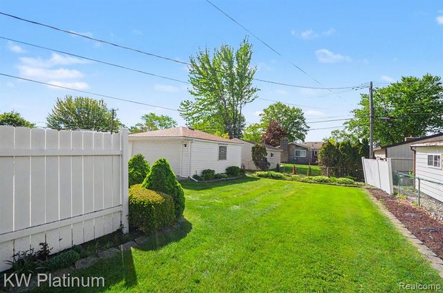 13646 Edwin Court, Warren, MI 48088