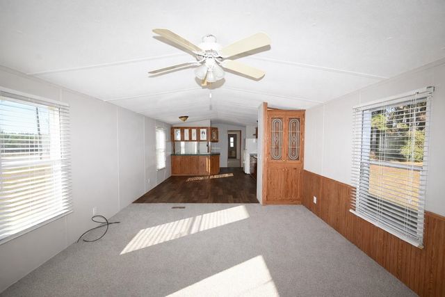 762 West Bear Grass Rd., Longs, SC 29568