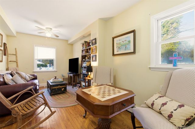 12 Cannon Court, Huntington, NY 11743