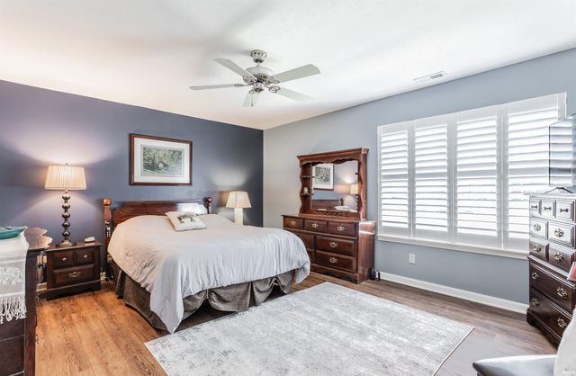 8000 River Park Way, Evansville, IN 47715