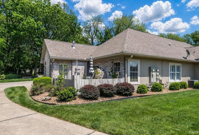 8000 River Park Way, Evansville, IN 47715