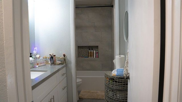 6363 Port Gibson Ct, Citrus Heights, CA 95621