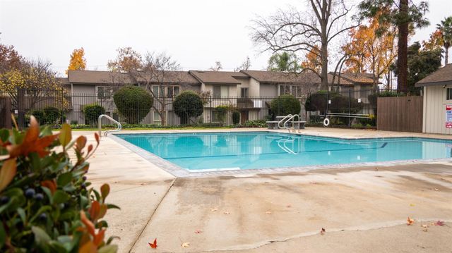 6363 Port Gibson Ct, Citrus Heights, CA 95621