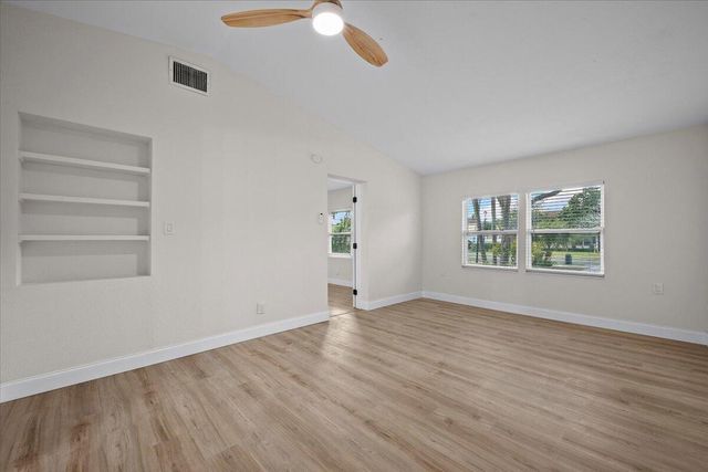 2585 Lorraine Court, North Palm Beach, FL 33403