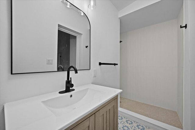 2585 Lorraine Court, North Palm Beach, FL 33403