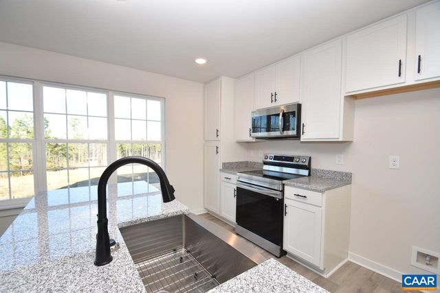 248 BANNISTER TOWN RD, Louisa, VA 23093