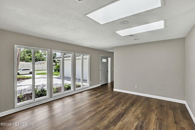 12522 MACAW Drive, Jacksonville, FL 32223