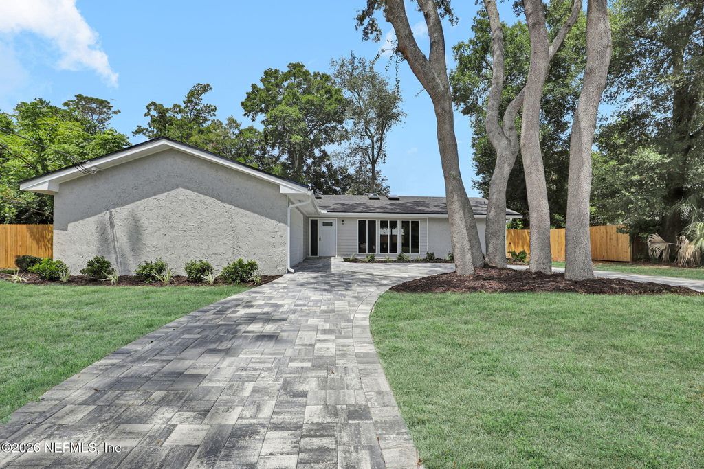 12522 MACAW Drive, Jacksonville, FL 32223
