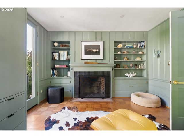 416 Nw HERMOSA Blvd, Portland, OR 97210