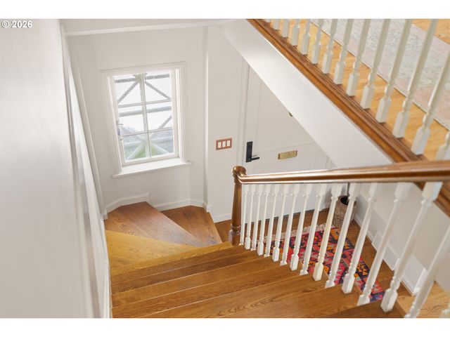 416 Nw HERMOSA Blvd, Portland, OR 97210