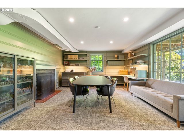 416 Nw HERMOSA Blvd, Portland, OR 97210