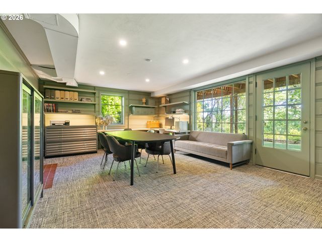416 Nw HERMOSA Blvd, Portland, OR 97210