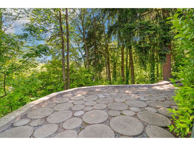 416 Nw HERMOSA Blvd, Portland, OR 97210