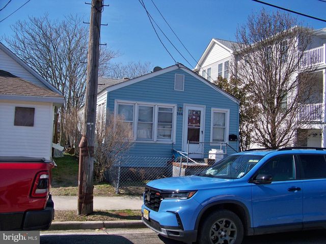 306 W GARFIELD AVE, Wildwood, NJ 08260