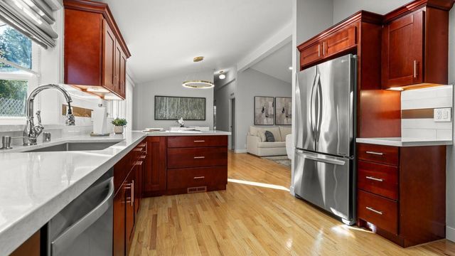 14355 La Rinconada Drive, Los Gatos, CA 95032