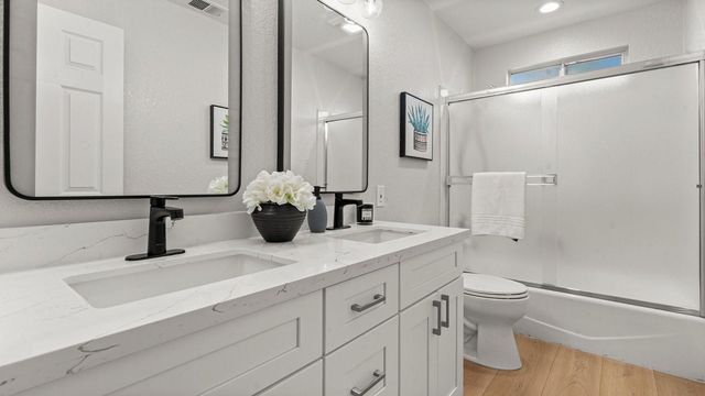 14355 La Rinconada Drive, Los Gatos, CA 95032