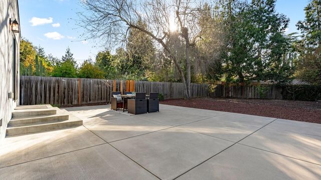 14355 La Rinconada Drive, Los Gatos, CA 95032