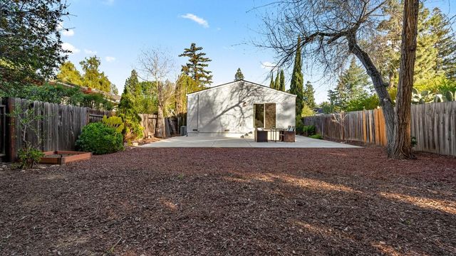 14355 La Rinconada Drive, Los Gatos, CA 95032