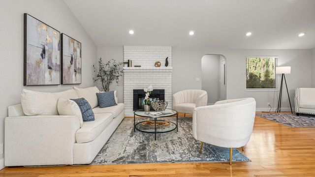 14355 La Rinconada Drive, Los Gatos, CA 95032